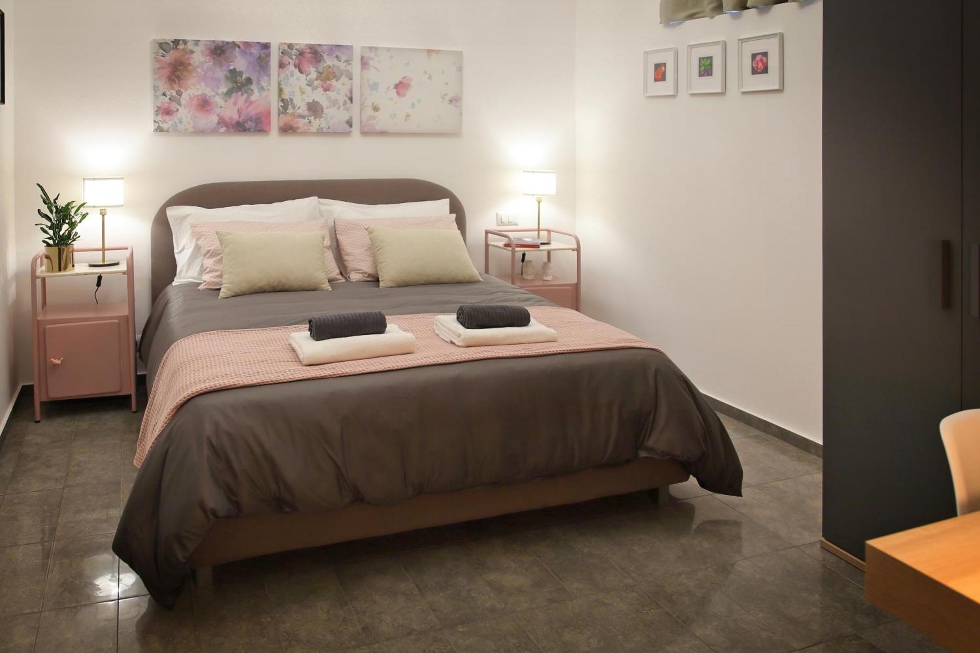 كالتاجيروني B&B Ronco Zaffarana الغرفة الصورة